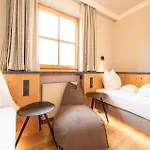 Hotel Uebergossene Alm Resort