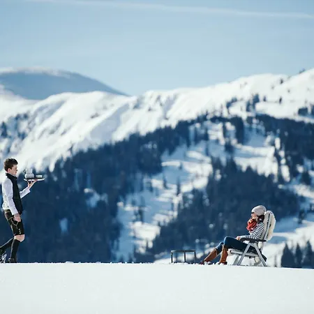 Hotel Uebergossene Alm