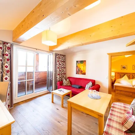 Uebergossene Alm Szálloda 4*