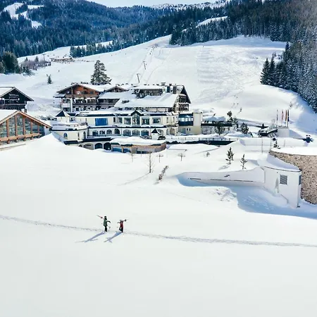 Uebergossene Alm Hotel