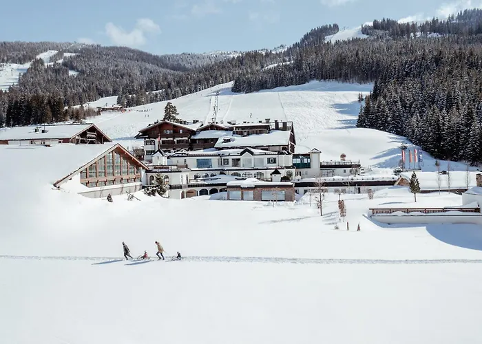 Hotel Uebergossene Alm