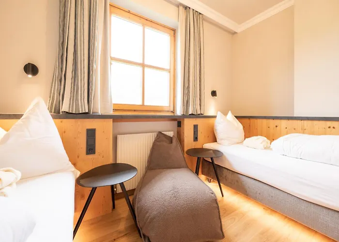 Hotel Uebergossene Alm