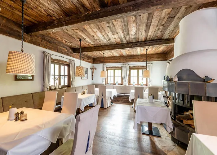 Uebergossene Alm Szálloda 4*