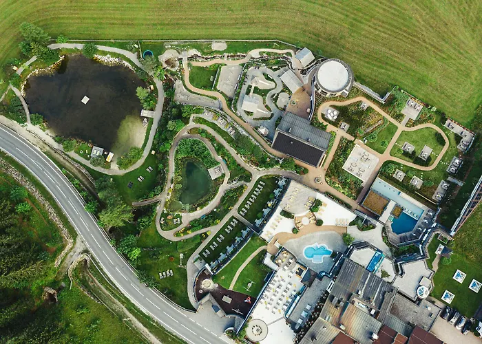 Uebergossene Alm Szálloda 4*